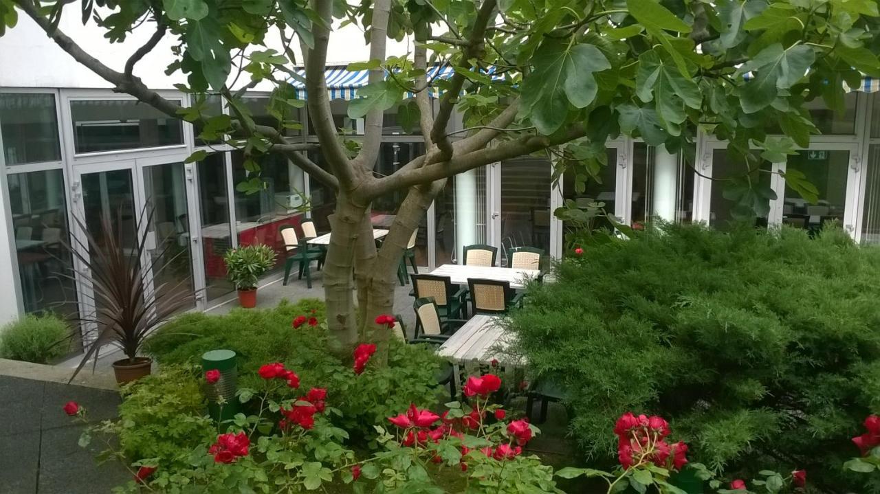 Hotel Cis Paris Kellermann Экстерьер фото